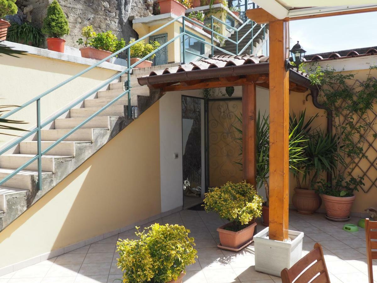 Casa Monticello Apartment Positano Luaran gambar